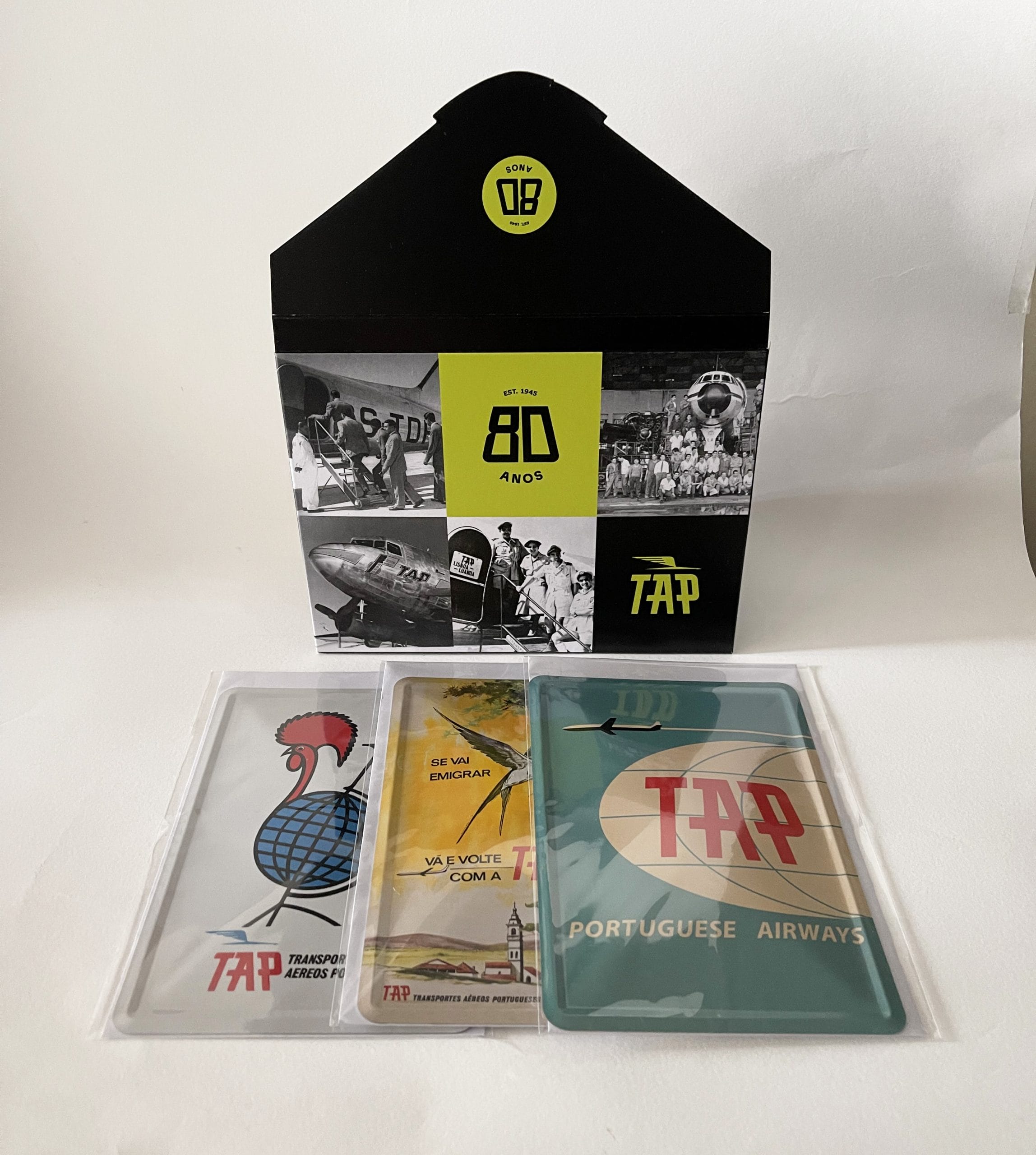 Pack Celebrativo 3 Postais Metálicos - 80 Anos TAP